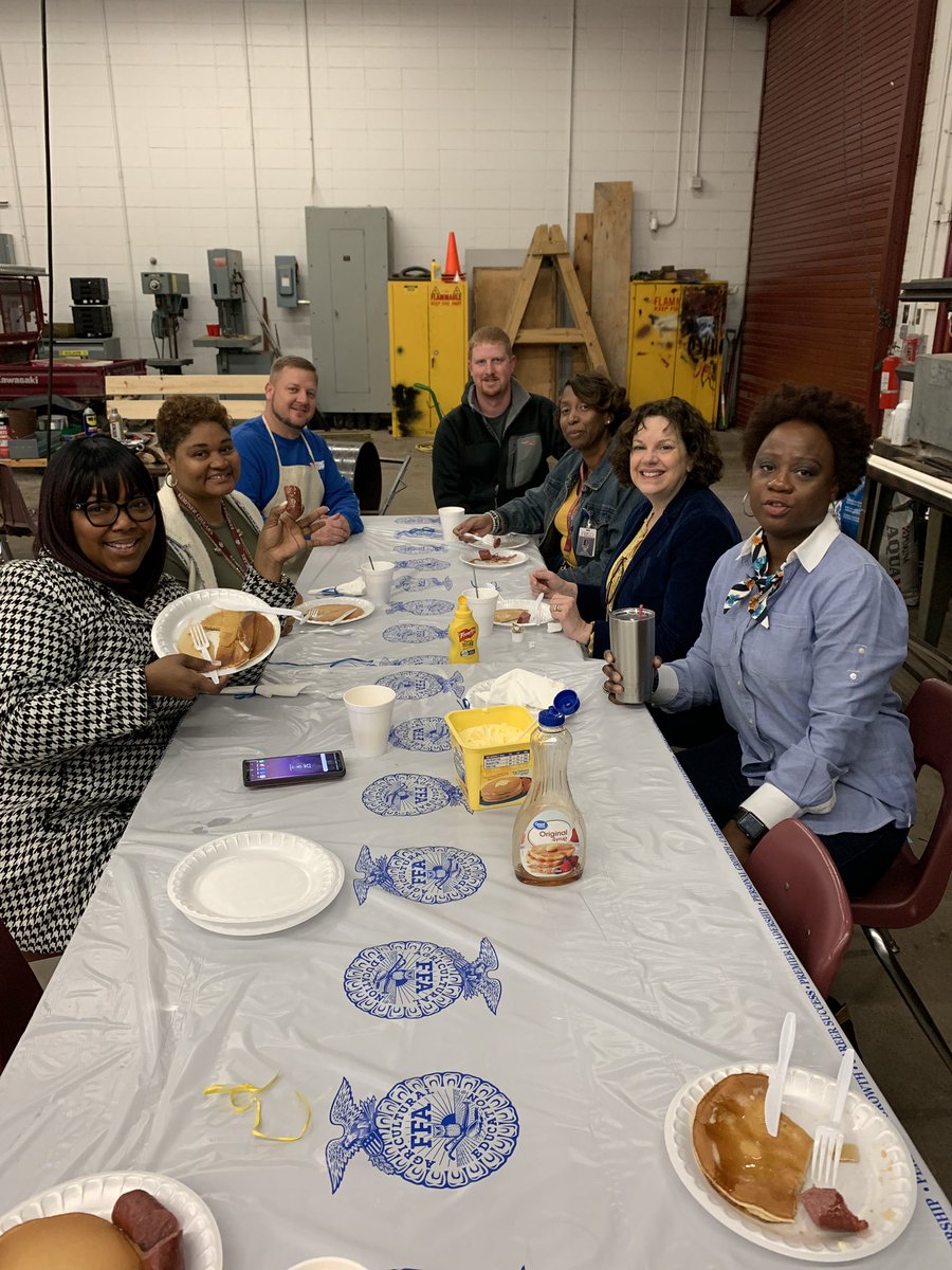 <a href="/Counselors_KHS/">KHS Counselors</a> love our #KEMPNERFFA &amp; appreciate this AMAZING breakfast this morning! Thank you!!!