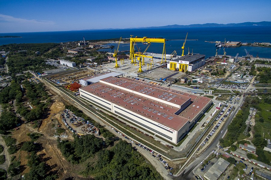 Zvezda Shipyard to build first Aframax tanker in 2021
vesselfinder.com/news/14718-Zve… #ZvezdaShipyard #Aframax #tanker #shipbuilding