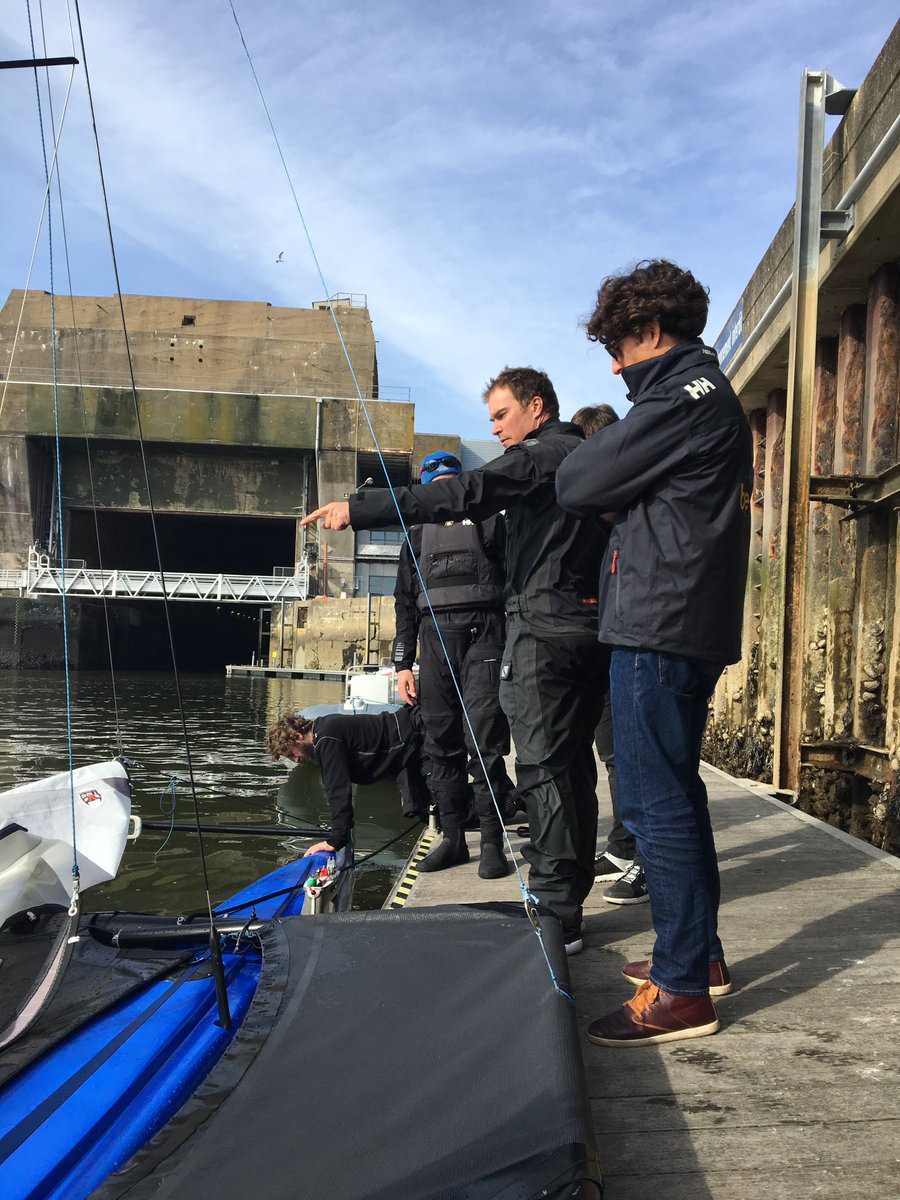 Befoil16's tweet photo. Debriefing de retour de navigation de Befoil 16 #foil #befoil #befoil16 #innovation https://t.co/c1sLp4QD40