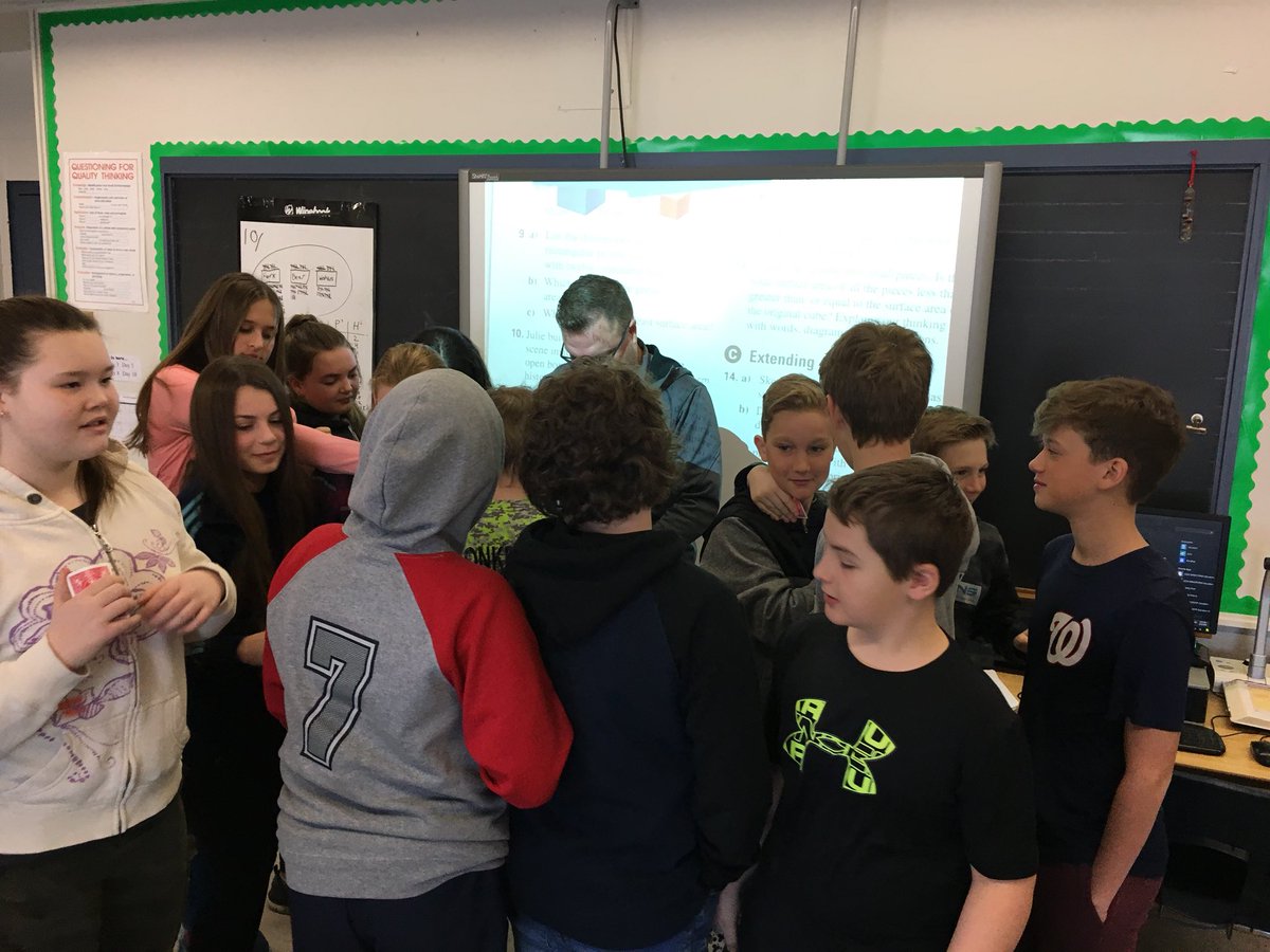 zorrahighland's tweet photo. #standupmath #tvdsbmath Doing some post-snow day collaborative problem solving in 7/8 today. https://t.co/Ok7W2fiKfi