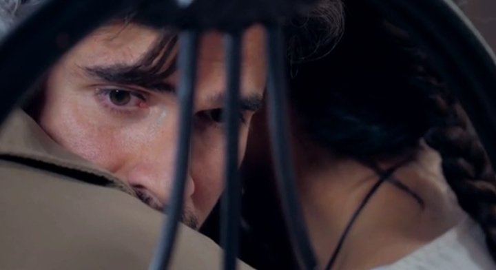 DaniArenasCol's tweet photo. #Capturas8 de los mejores momentos de los #Oppas #RobertyJulieta @DanArenas y @zuriavvega en el #Capitulo164 de #MMTF2 @MiMaridoFamOf #UltimosCapitulos #FelizViernes a todos y Bendecido #FinDeSemana 😘❣❤👍🙏💫 https://t.co/uXtgKxeOYZ