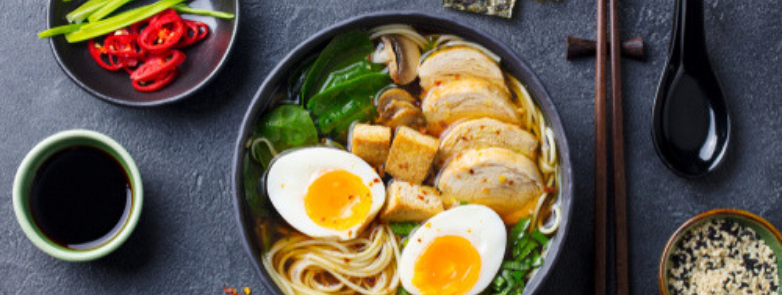 EggNutrition's tweet photo. Who wants cozy comfort food?! With a few upgrades, you can enjoy crave-worthy winter fare with an extra hit of nutrition in each bite. @JessicaIveyRDN shares her tips on the ENC blog here: https://t.co/U8jDNMG7u4 #EggBlog #ComfortFood https://t.co/8trzpFSsY5