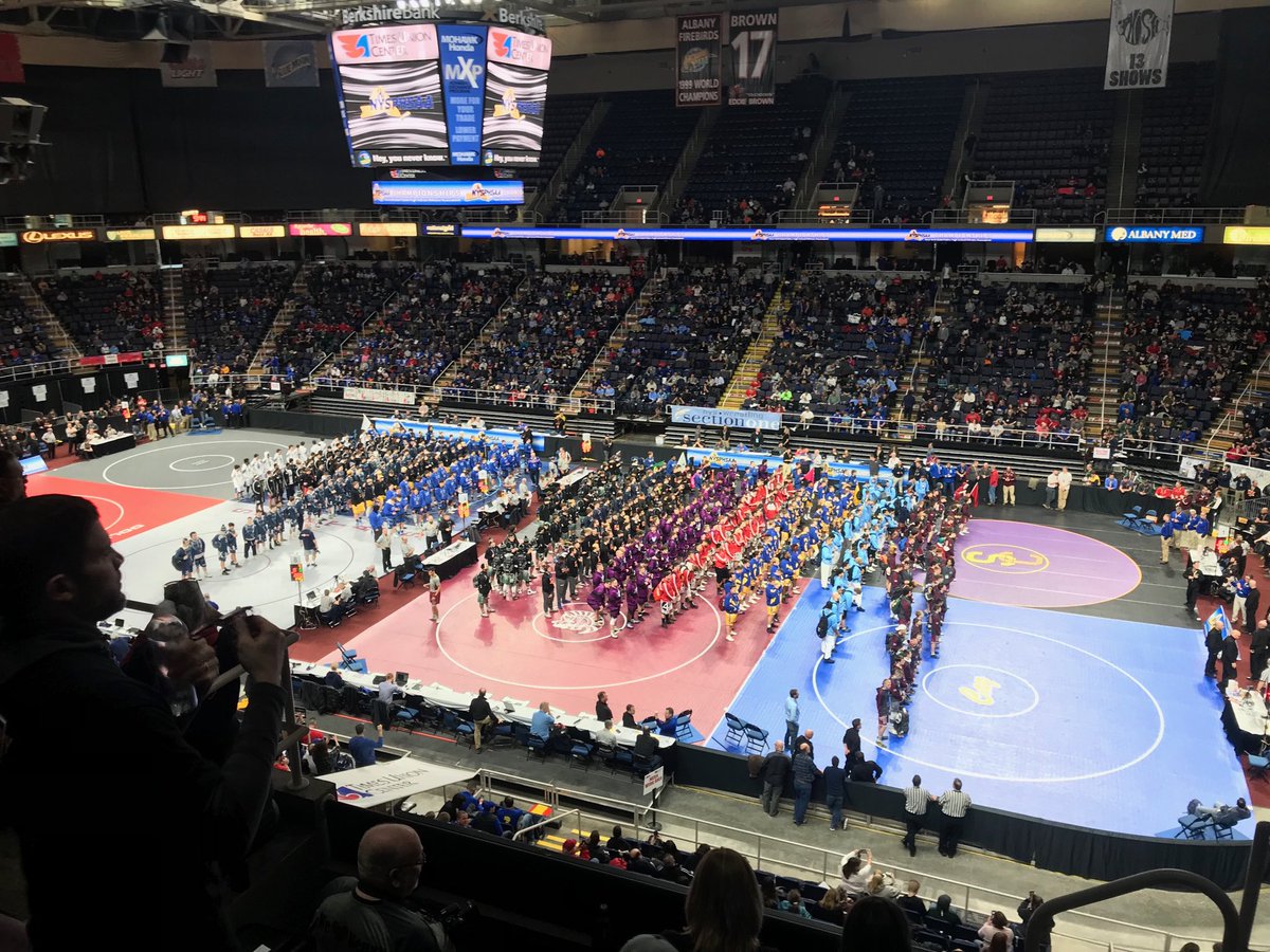 Best of luck to Mike Sabella, Mike O’Brien, Joe O’Brien and Matt Campo in the New York State wrestling championships beginning at 10am today