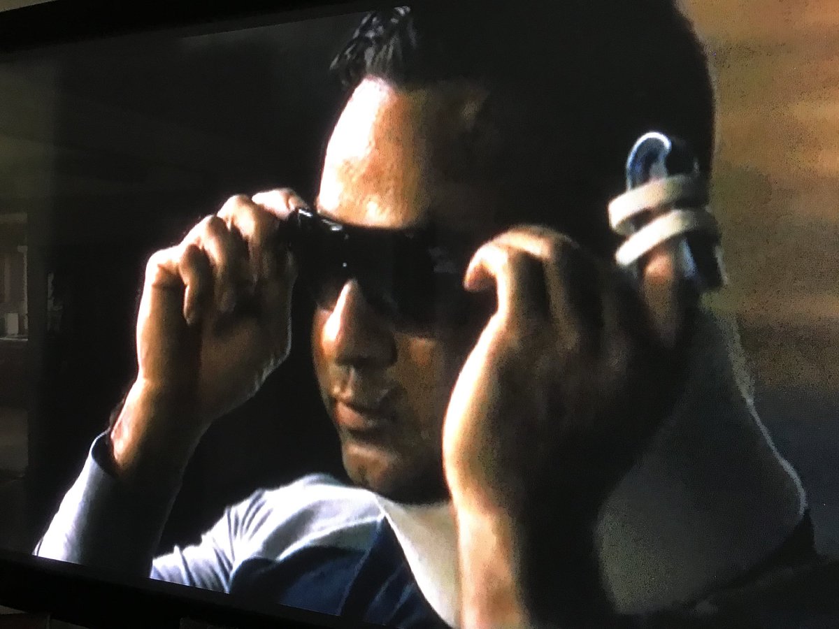 brandosmitti's tweet photo. You know @ItsTheSituation dedicated this scene of #AViolentMan to the fans ๐๐ค๐#theneckbrace #withtheshades #Boomer @lauren_pesce https://t.co/SgE87m4LHu