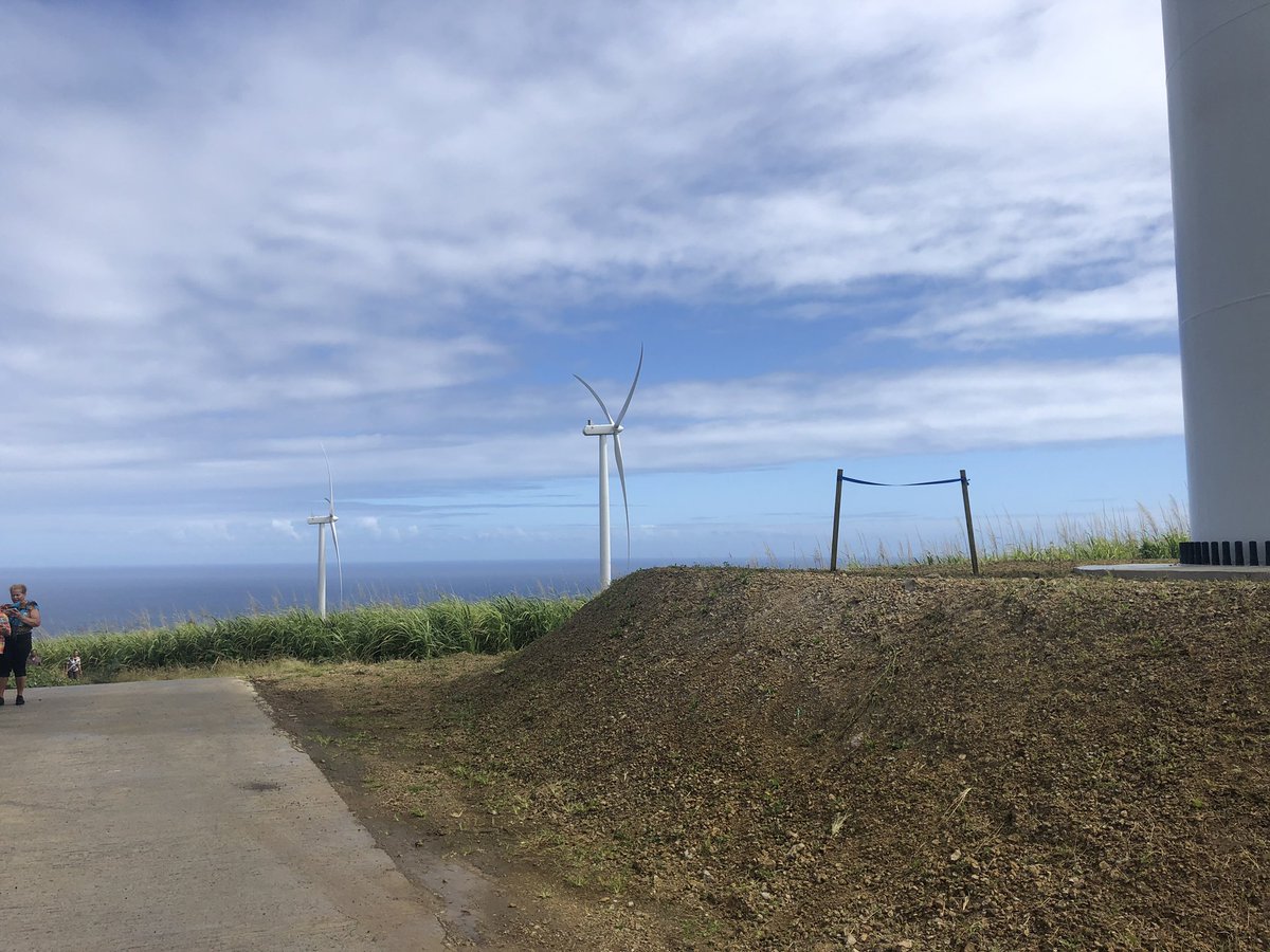 CTM_Martinique's tweet photo. Dans quelques instants, le plus grand parc éolien de Martinique, développé par @GroupeNw, sera inauguré à Grand-Rivière. Le Président visite les lieux avec @yvesjego, Directeur General de Grand Rivière Eolien Stockage Service (GRESS) et son Président Jean-Christophe Kerdelhué https://t.co/HhY3yAXKDY