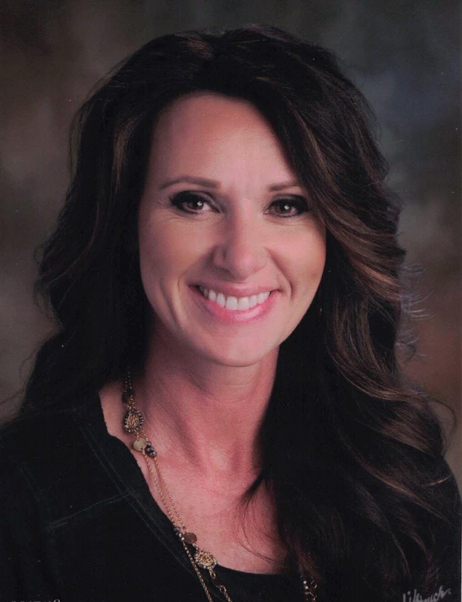 washk12's tweet photo. 4 new assistant principals announced as @washk12 prepares to open new schools for the 2019-2020 school year. Get to know them by visiting our home page at https://t.co/dKWBSopXy8. 
#BetterDownSouth #uted #utpol #WashK12Difference https://t.co/BXMAj2cgLX