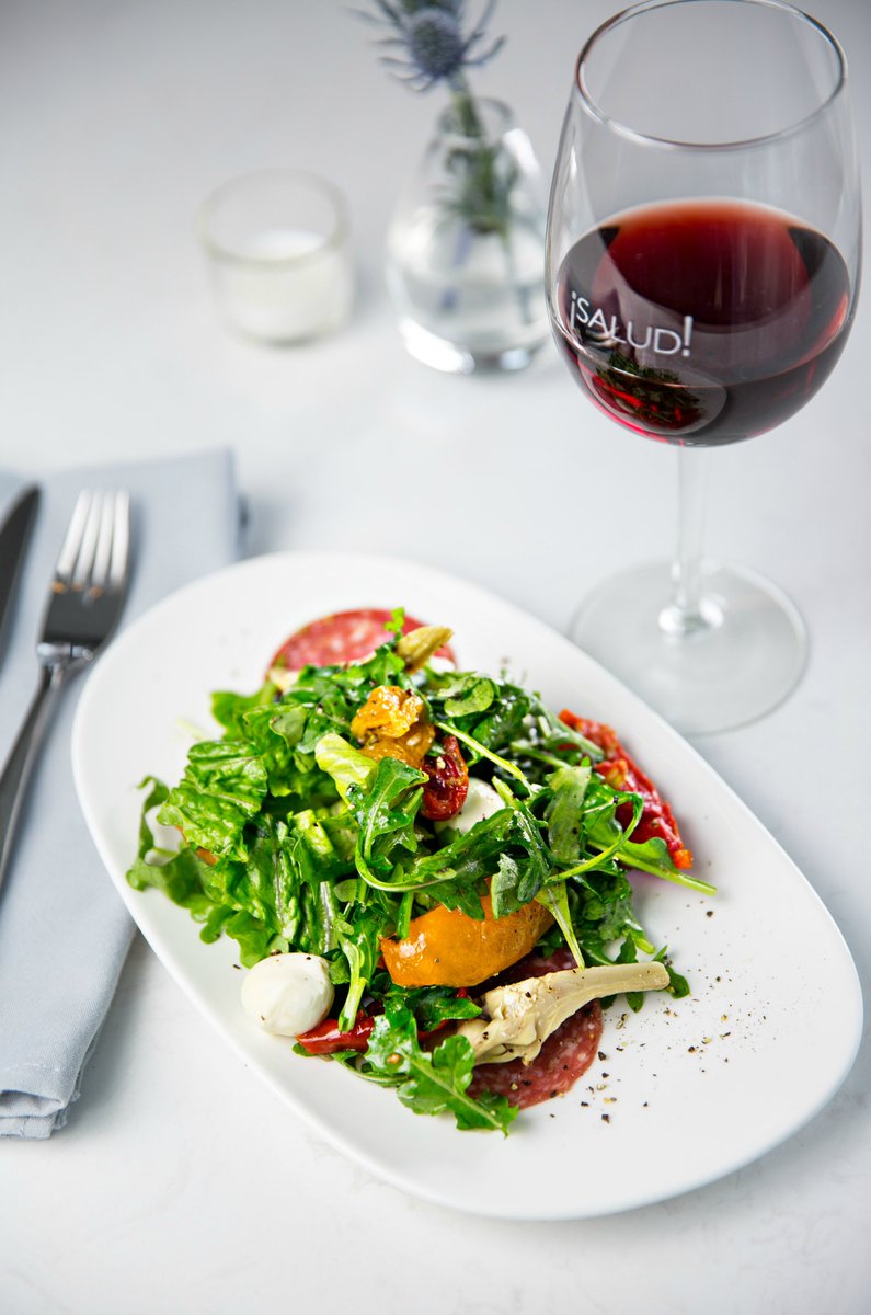 acnydowntown's tweet photo. Cheers to Friday! The AC Lounge offers a wine on tap which pairs perfectly with our tapas style menu. #achotels #acnydowntown https://t.co/cfESfbPWjD