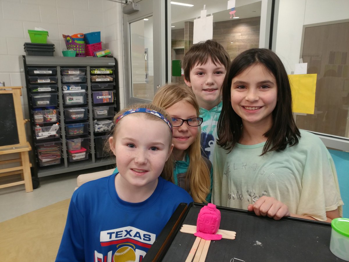 Monument for our <a href="/WalnutCreekAISD/">Walnut Creek Elem</a>  teachers these sweet kids realize the impact of the #azleisdway