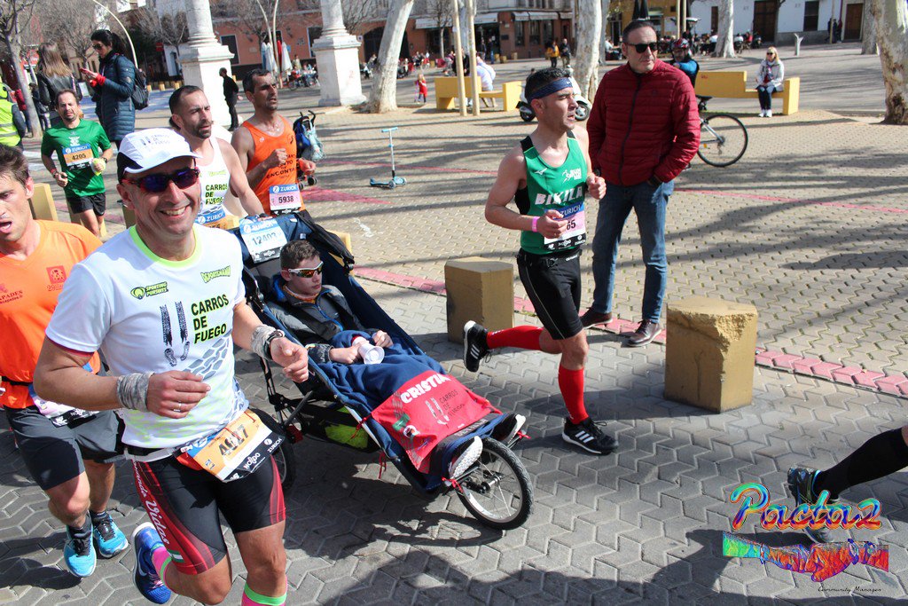 CMpacta2's tweet photo. ¡El pasado domingo Sevilla se vistió de Maratón y nosotros estuvimos presentes!
📸Podéis encontrar la galería al completo en nuestra página de Facebook📸 https://t.co/oiFVYKGRnb