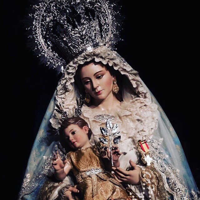 LoretoCadiz's tweet photo. Mañana sábado, y como todos los últimos sábados de cada mes, es el día de la Virgen.
Sabatina en honor y gloria de nuestra Titular, Ntra. Sra. de Loreto Gloriosa.
#AJesúsPorMaría 
https://t.co/OXUvv8JgIy https://t.co/hnWMNsgOey