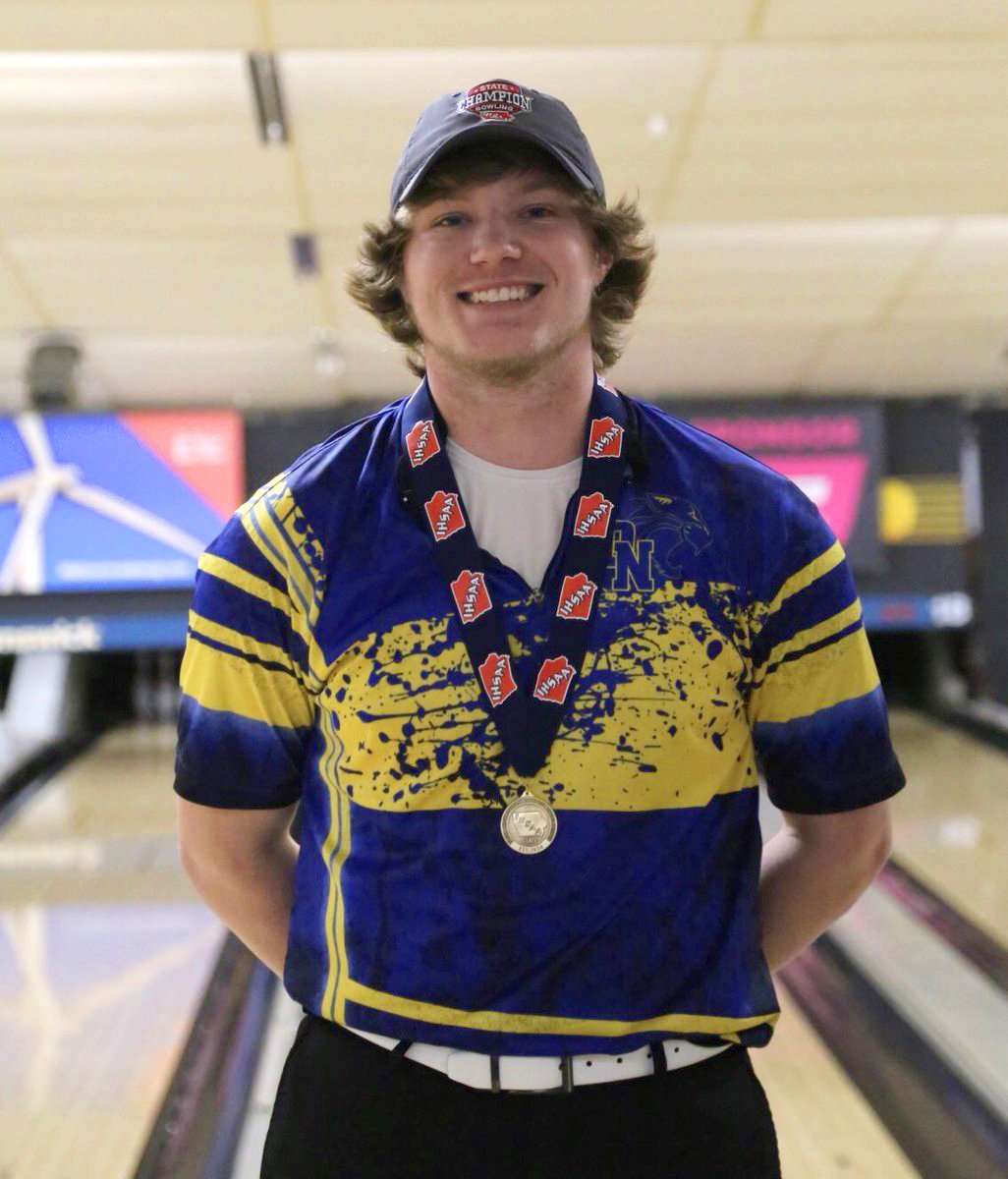 DavSchools's tweet image. #DCSdistinct North High Boys Bowlers are 2019 State Champs! In addition to their team title, North senior Bryan Verdon won the individual 1st place title. West's girls placed 6th and Central's girls placed 7th. More details at: davenportschools.org/2019/02/22/nor…