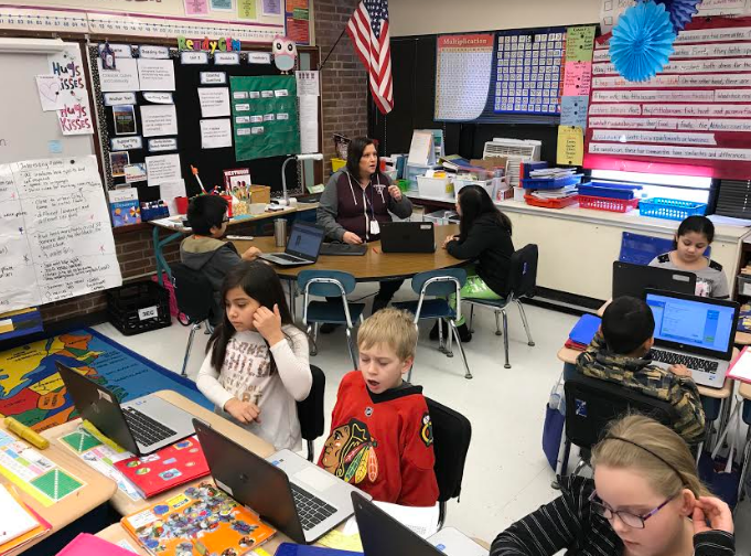 RyanHart2013's tweet photo. Mrs. Czajkowski teaching algebra concepts in small groups during math... "If Andy bought 4 packs of toy cars, his friend gave him 5 toy cars, so now he has 13 toy cars. How many toy cars come in each pack?" #WCUSD200 https://t.co/jnmOMvk62X