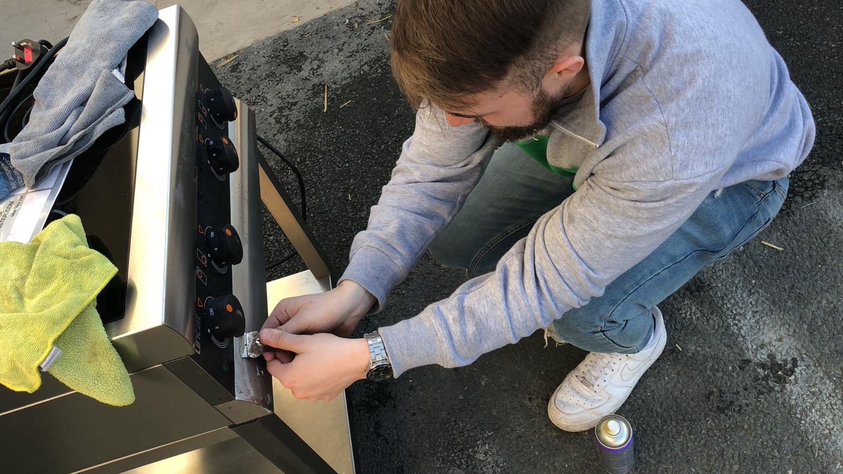 Out in sunshine prepping the appliances and getting them show ready 📸 #appliancemonster #yorkshirebusiness #careandnursingexpo