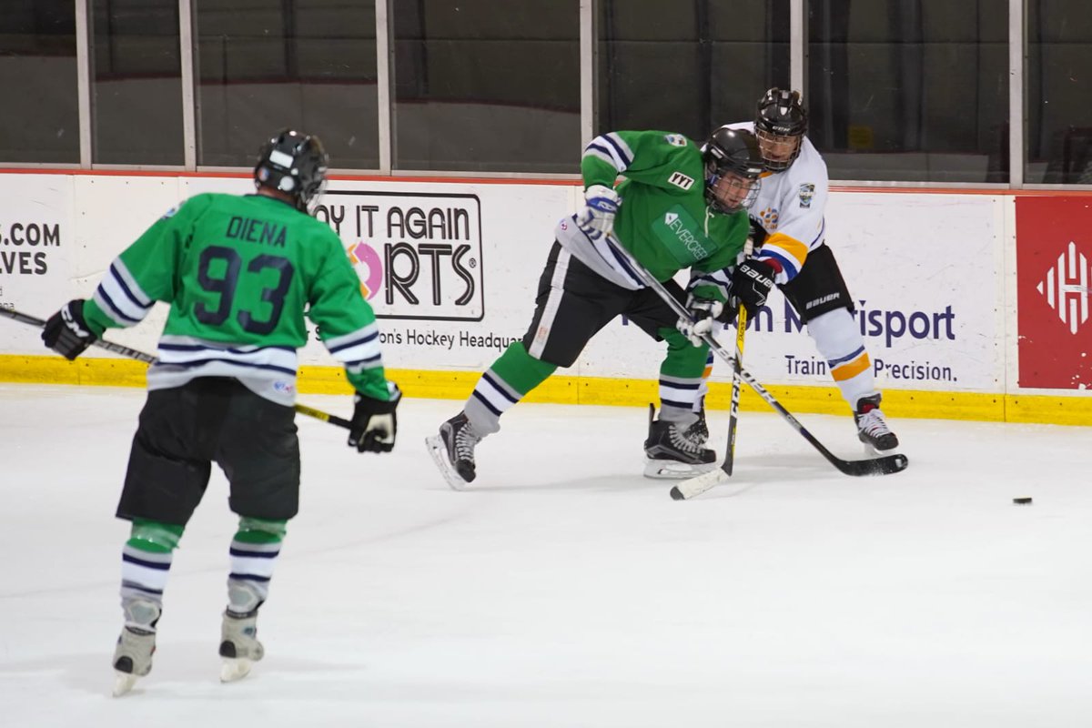 ClassicRccs's tweet photo. #throwback to last Sunday to RCCS Chicago Classic
#rccs #rccsclassic #fundraising #chicago #hockey #donate #support #help #fun #highlights https://t.co/xx3NCMzQan