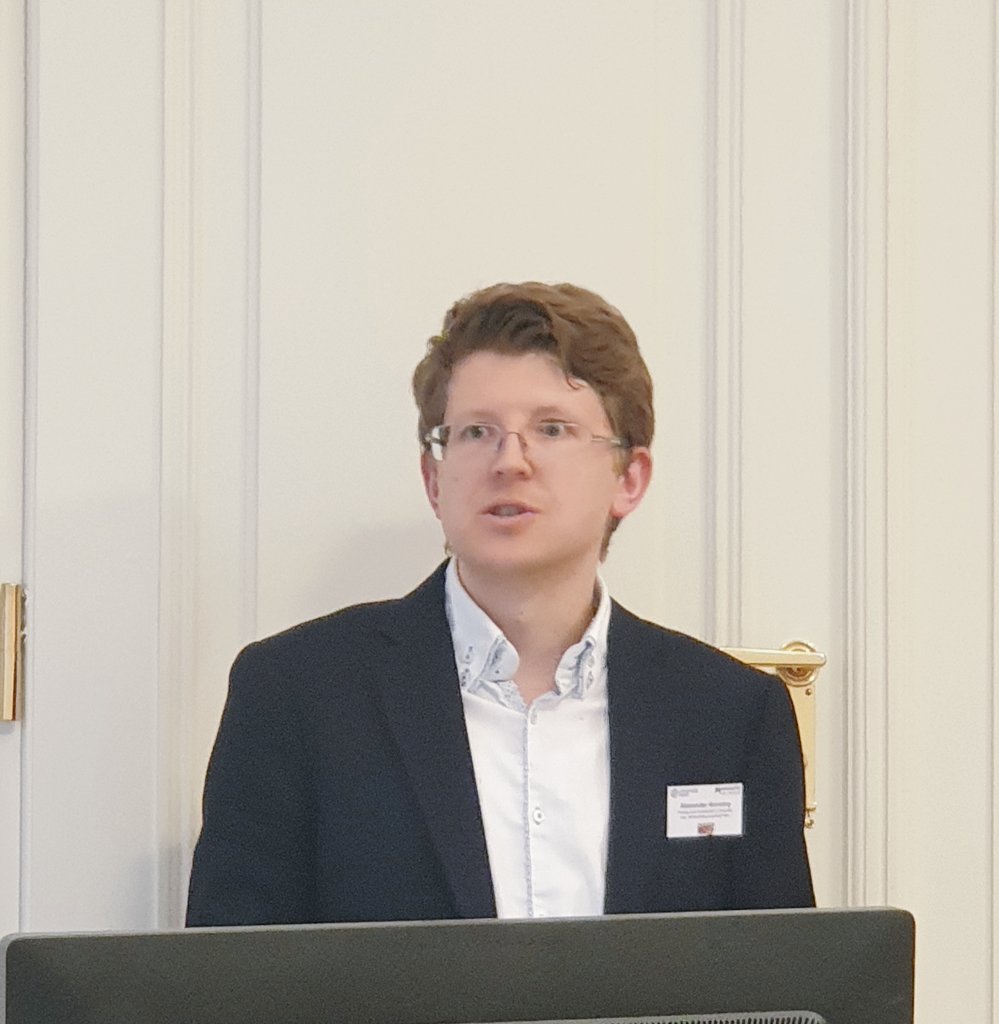 i_speiser's tweet image. Zum fachlichen Abschluss des Tages analysiert Alexander Novotny das jüngst in Kraft getretene österreichische Nis-Gesetz #iris2019