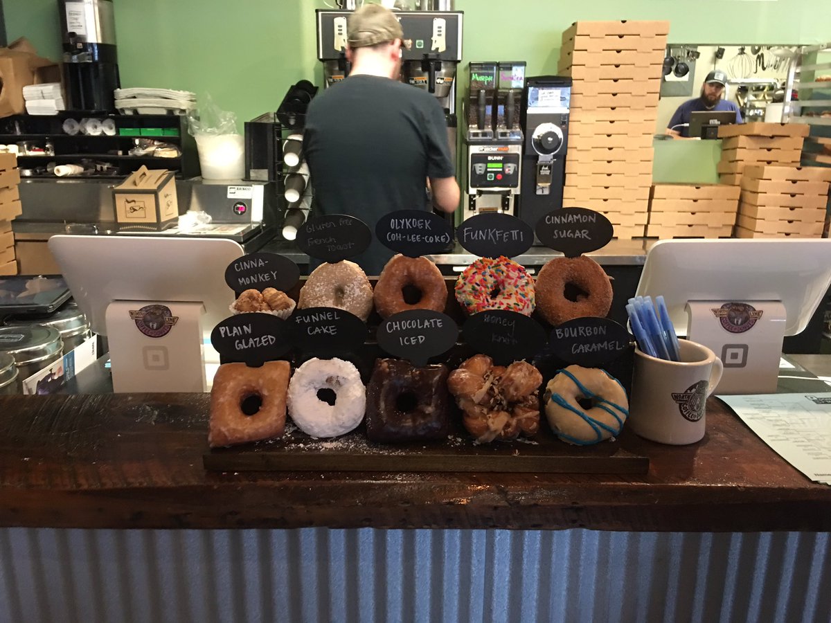 IGNITELovePD's tweet photo. I cannot wait to combine two of my favorite things: #studentassemblies and @northlimelex donuts! Plus, I get to share this experience with some of my all-time favorite people at Nicholasville Elementary School! @JessCoSchools! https://t.co/F5b2RqfogK