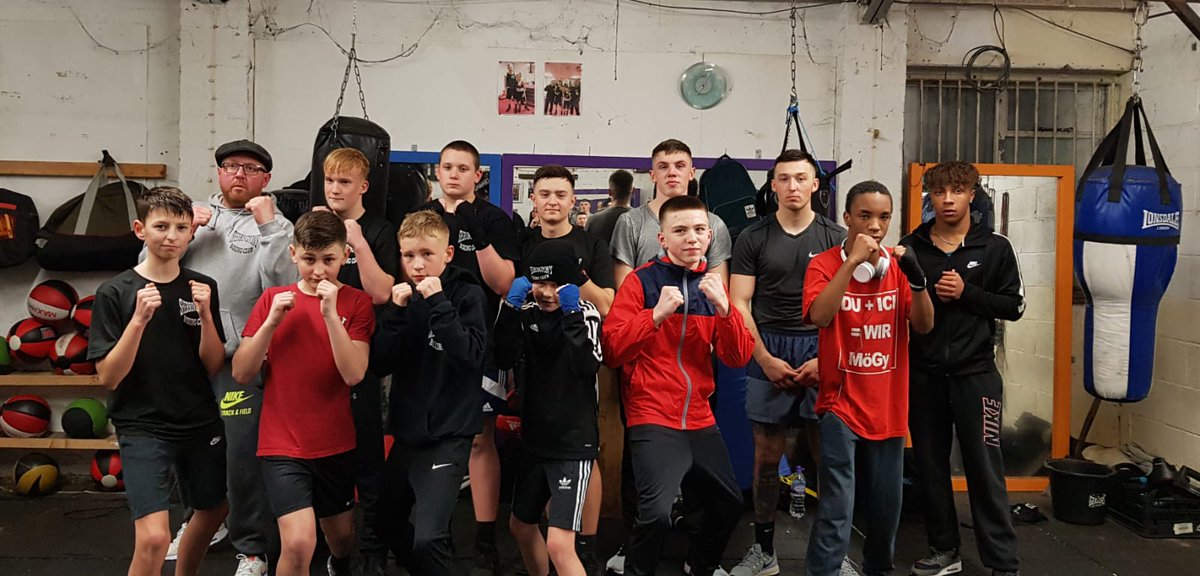 ShezTeam's tweet image. #TeamShez 2019 Amateur Squad 

Billy Kennedy; Etan Biles; Danny Lynch; Louis Tester, Oliver Tester, Jospeh Tester, Matt Williams, Joe Williams, Alex Russell

#boxing #amateurboxing
