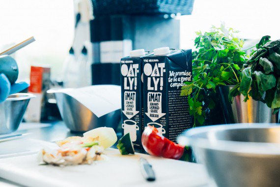 investinskane's tweet photo. Fast Company ranks Skåne-based @OatlyAB the 9th most innovative company in the world. An exciting development in a thriving #foodandpackaging region: https://t.co/y1PNMPsR4W #Skåne #foodtech #Oatly @FastCompany https://t.co/HOAbgC4Zue