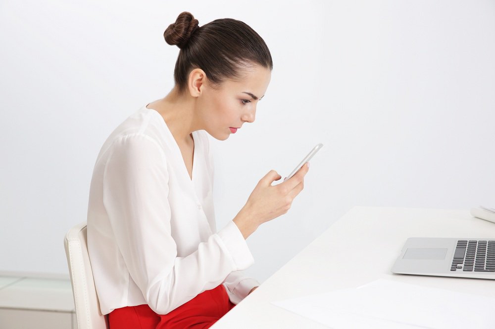 PostureKeeper's tweet photo. “Texting neck” is the name for the new #diagnosis that is plaguing people all over the world. #Technology may be moving us forward, but it’s also #hunching us forward as well.

What is your practical ways to save your #neck? https://t.co/QVMQuV4Ud4