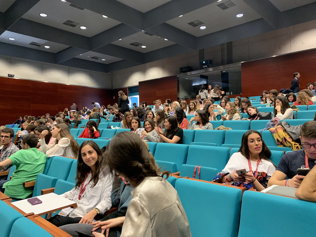 juliomayol's tweet photo. Hoy con los estudiantes #COEunav https://t.co/3ZiUVDKo23