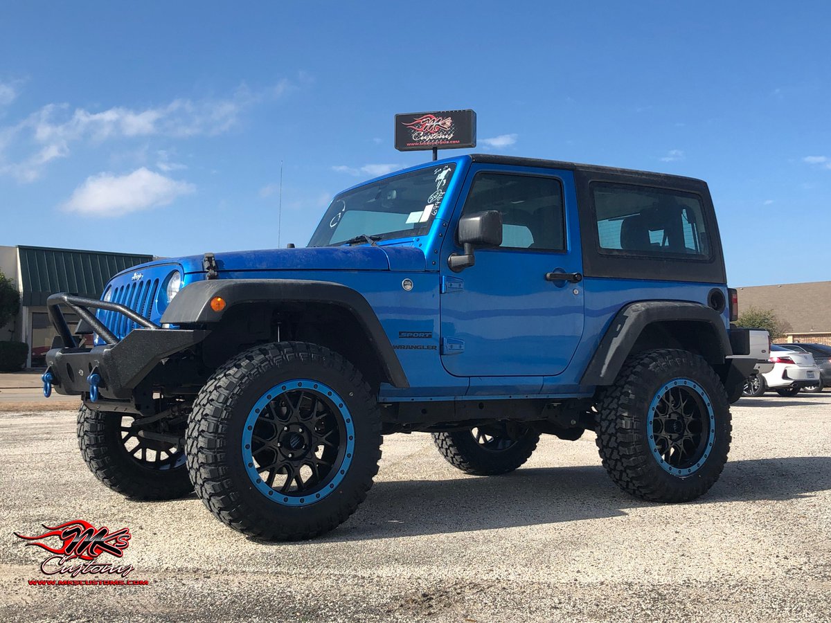 MKS_Customs's tweet photo. We kept it simple with this one! #TrueBlue #BlueBaby 💙

Monster wheels https://t.co/0ztWCdj0Yq