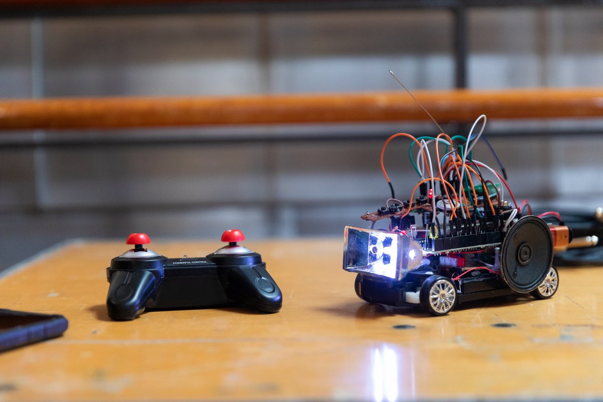 moogmusicinc's tweet photo. Wake up Benders, Modders, and Hardware Hackers; it's time for the 8th annual Moog Circuit Bending Challenge 🎛️. 

Official rules &amp; other fine print here: https://t.co/eX17zGptlN

#Moog #Moogfest #Moogfest2019 #Synth #CircuitBending #DIY #DIYMusic #Maker #MakerSpace https://t.co/bhfm6EfDml