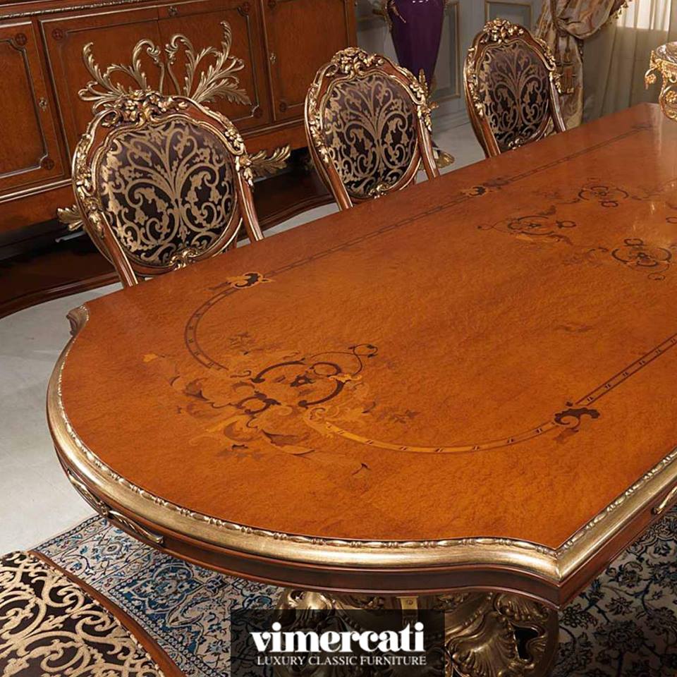 #Cclassicluxury #furniture collection #Versailles
 Discover more on vimercatimeda.com/en/Versailles-…

#interiordesign #homedesign #homedecor #handmade #tailormade #italy #exclusive #luxurylifestyle #classicfurniture #versailles #diningroom #classicdiningroom #luxurydiningroom #table