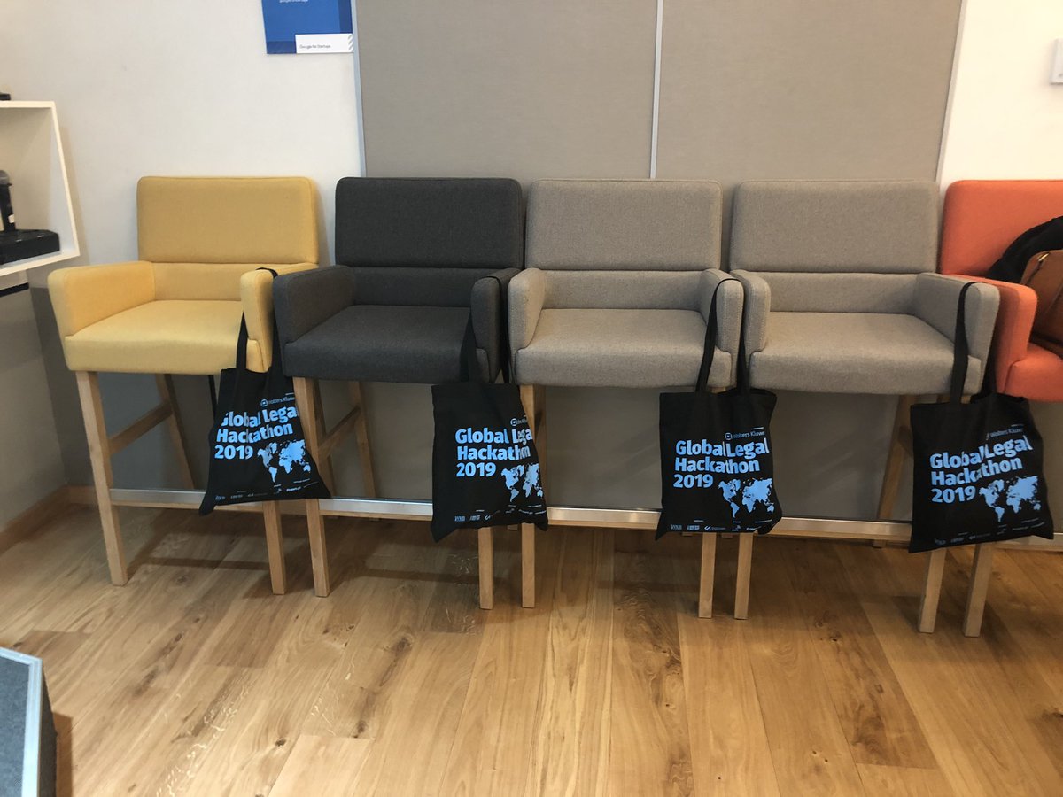 Fotele jurorskie, gdzie dziś mam przyjemność zasiadać, już gotowe ;))) #GLH2019