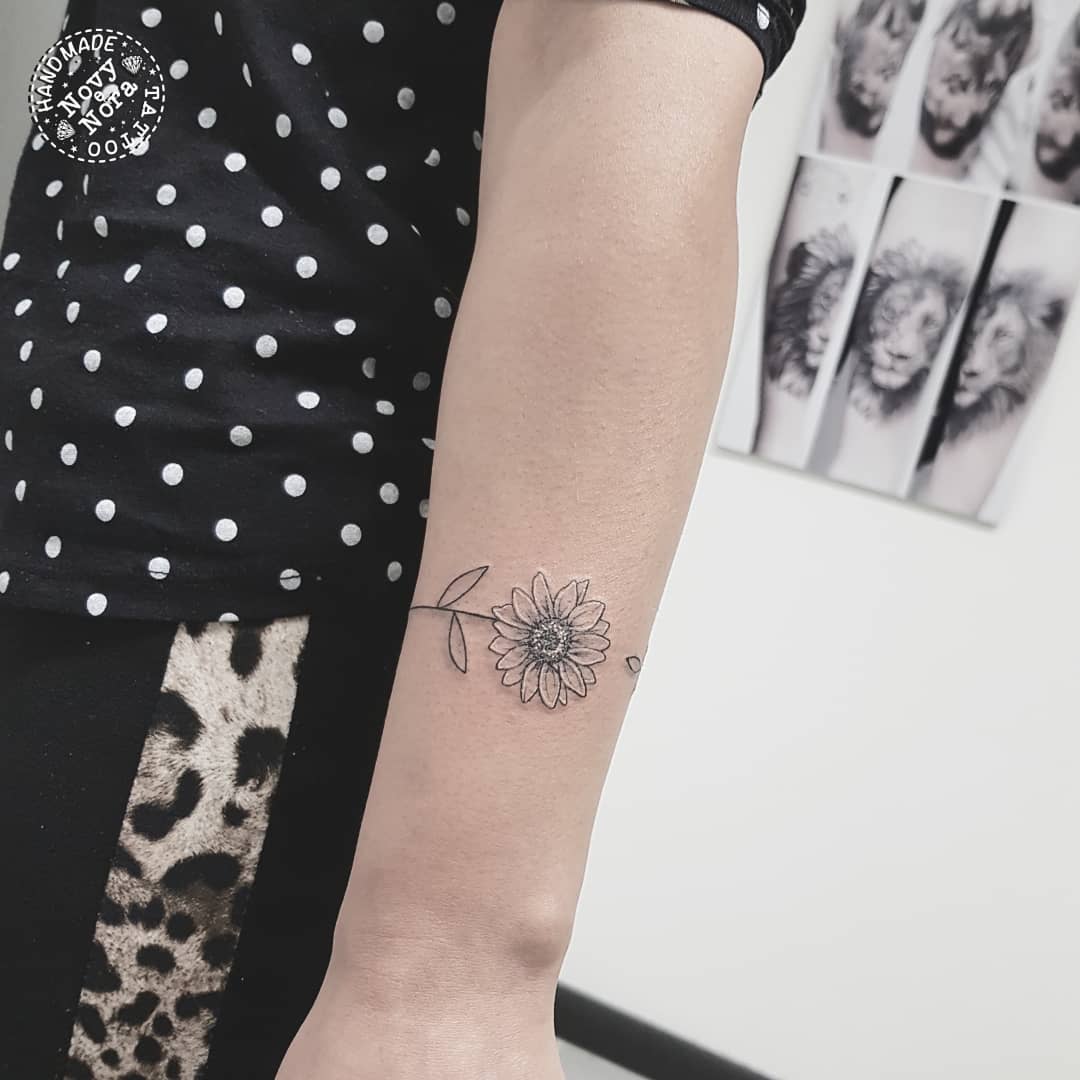 165 Sunflower Tattoo Designs To Brighten Up Your Day