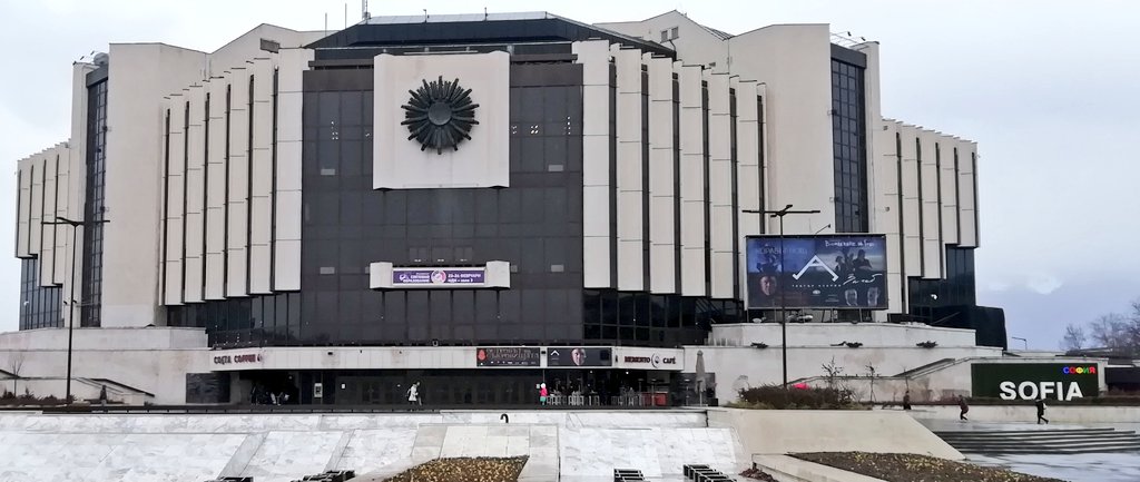 bgphpconf's tweet image. Today we secured our #venue for #bgphp19 and here it is on today's rainy day. This is the emblematic #ndk in the very heart of #Sofia. We will be in the 3 halls and 2 foyers on the 6th and 7th floors that hosted the Bulgarian EU Presidency in 2018! C U on 8 Nov #php #conference