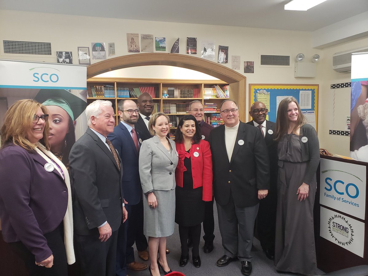 NonprofitsNY's tweet photo. Thank you Senator @AnnaMKaplan AM's @CharlesDLavine @AsmMontesano @EdwardRa19 & @SCOfamily @AHRCNassau @HWCLI for supporting investments in nonprofit infrastructure. To build healthy communities we need strong foundations for nonprofits. #BuildingUpNY #StrongNonprofits https://t.co/lCKdAJMSWt