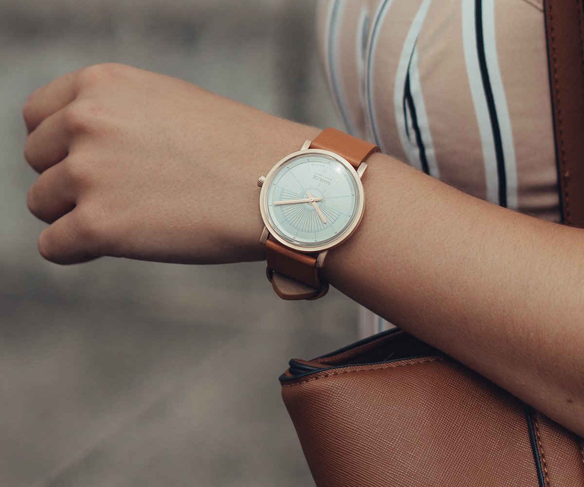 MarloeWatchCo's tweet photo. Something for her?
.
https://t.co/0N430nLJRo for more details.
.
#britishdesign
#beyondexpectation #somethingforher #forher #womensfashion #style #fashion
.
π¬π§ https://t.co/jAGHtPSoTy