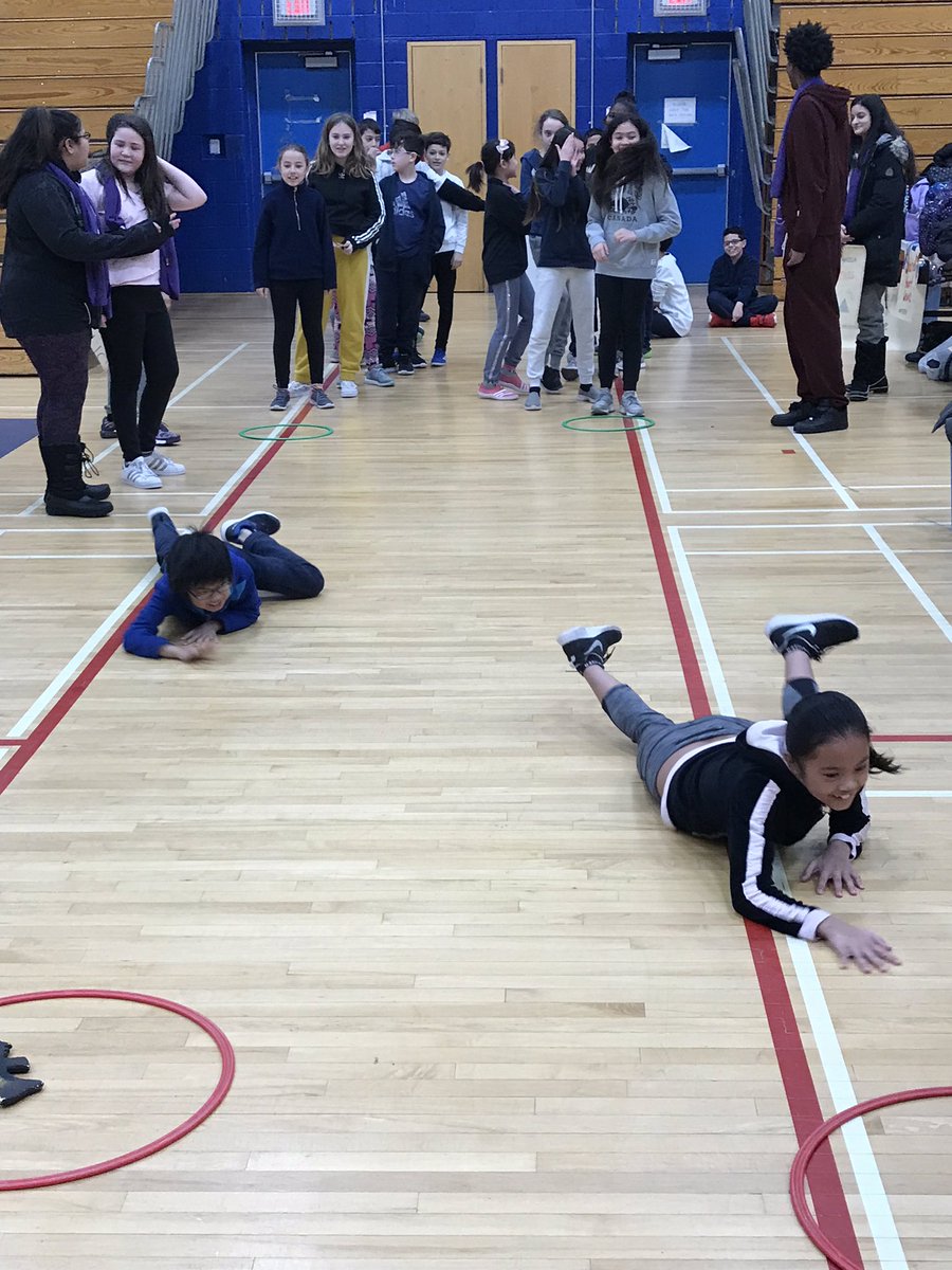 TCDSBdirector's tweet photo. Our @TCDSB elementary students actively competing in the Northern Spirit Games with the @SaintJPII student leaders. Fun...WOW! @holyspirittcdsb @smdporres_tcdsb @stbarbara_tcdsb https://t.co/11KHfLdZcW