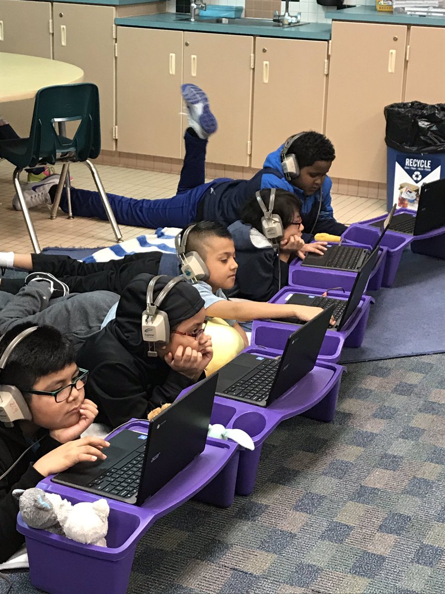 donna3203's tweet photo. Getting Comfy and reading to The Final Four on MyOn! #one91 #hvproud #ILoveToRead #NCAAreadtothefinalfour https://t.co/WvwEjmqvrt