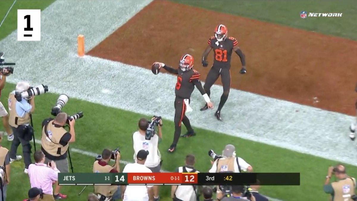 The @NFL ranked our Top 10 plays of the season ...
Thoughts? π€