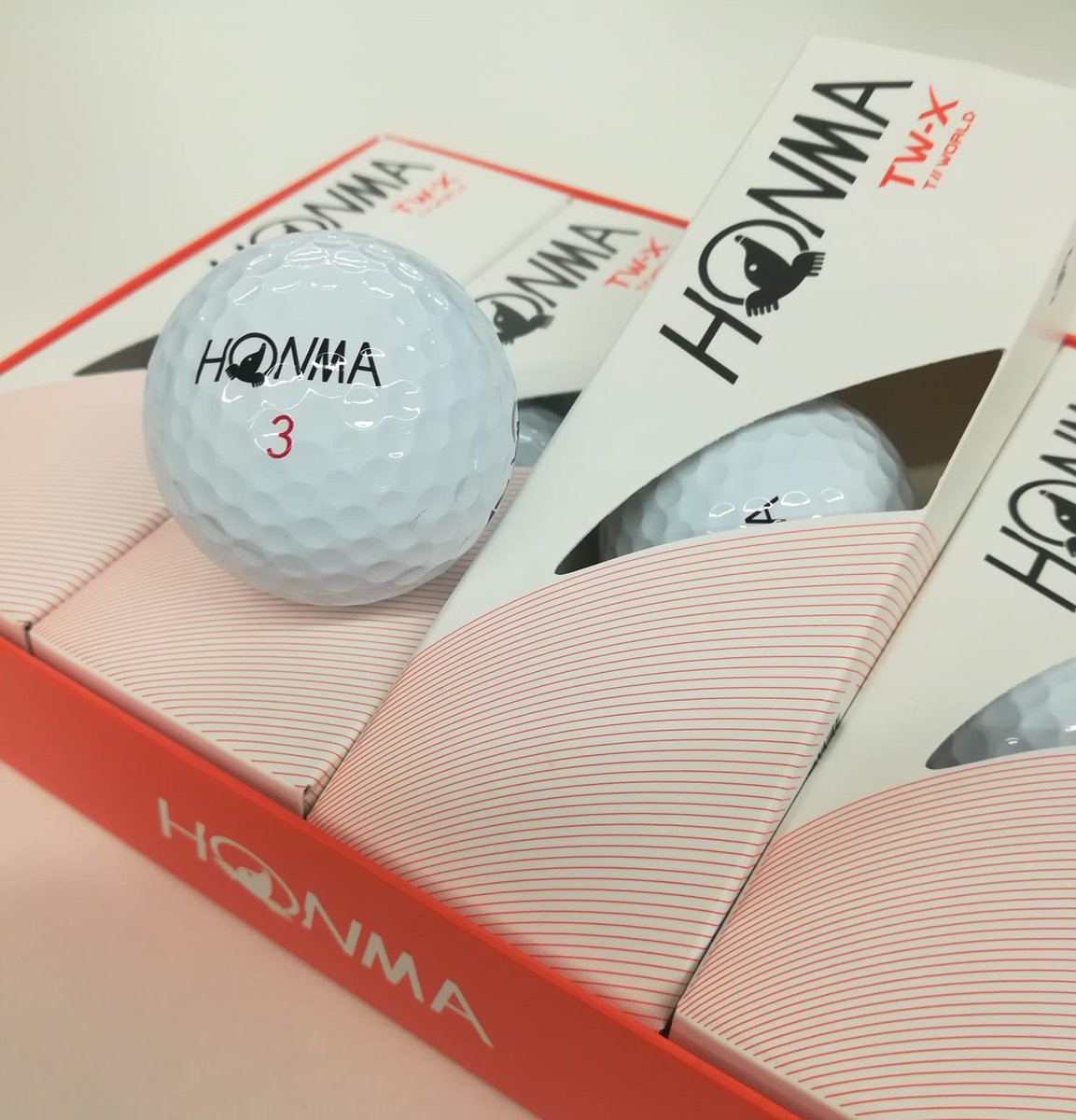 honma tw x ball