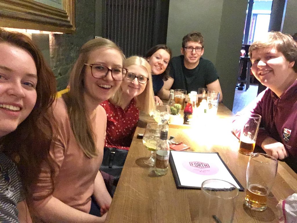 paddy_dennis's tweet photo. The Forth at 4 #ginoclock #byescience https://t.co/2BWFIfq2zt
