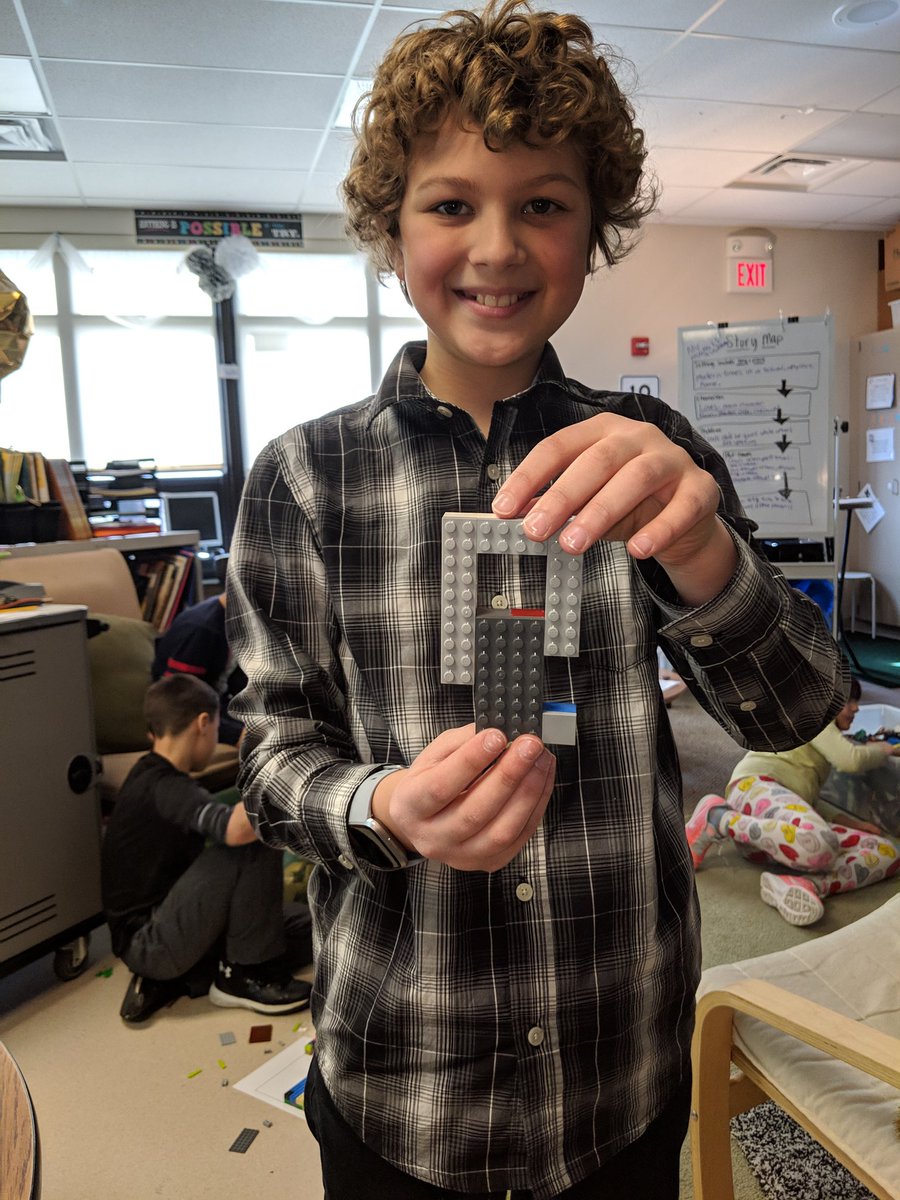 kristina_waner's tweet photo. Just one piece of a larger design challenge! Always great to see what they come up with! LEGOs rock! #STEMChallengeFriday #TeamWaner #Landerlove #MyChoiceMayfield https://t.co/VQ7gUdUVfq