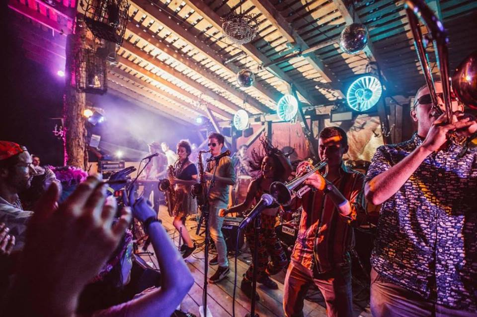 Who's catching Agbeko live tomorrow night at On Air? They draw inspiration from the golden age of 1970's Nigerian, Ghanaian and Ethiopian dance floors and deliver it through rock, funk and raucous-leaning jazz. 🙌🎶 DOORS 6PM | FREE ENTRY #liverpool #livemusic #whatson