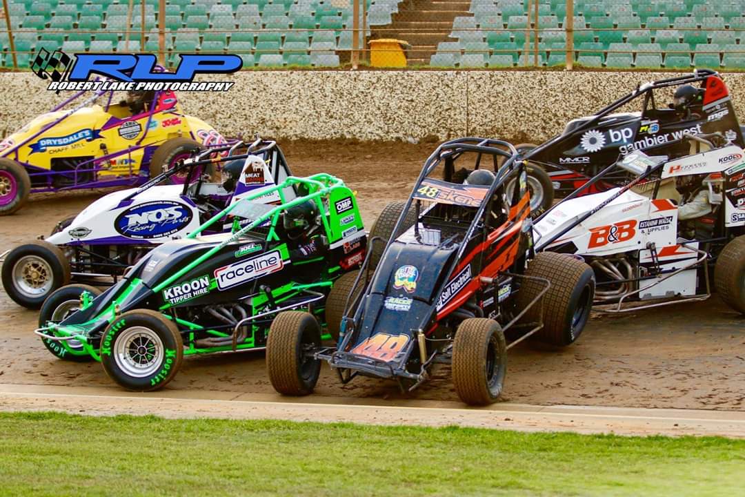 RLPhotography25's tweet photo. It's a big weekend of racing @SungoldStadium for the #AusWinglessChampionship photos are up from night 1 on our fb page https://t.co/2Hfoltegqv https://t.co/0LOFUZ6IR7