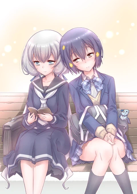 【純愛ですね】
イチャイチャしたい愛と本に夢中な純子

#ゾンビランドサガ #純愛コンビ #紺野純子 #水野愛
https://t.co/8p4BNQ3QQO 