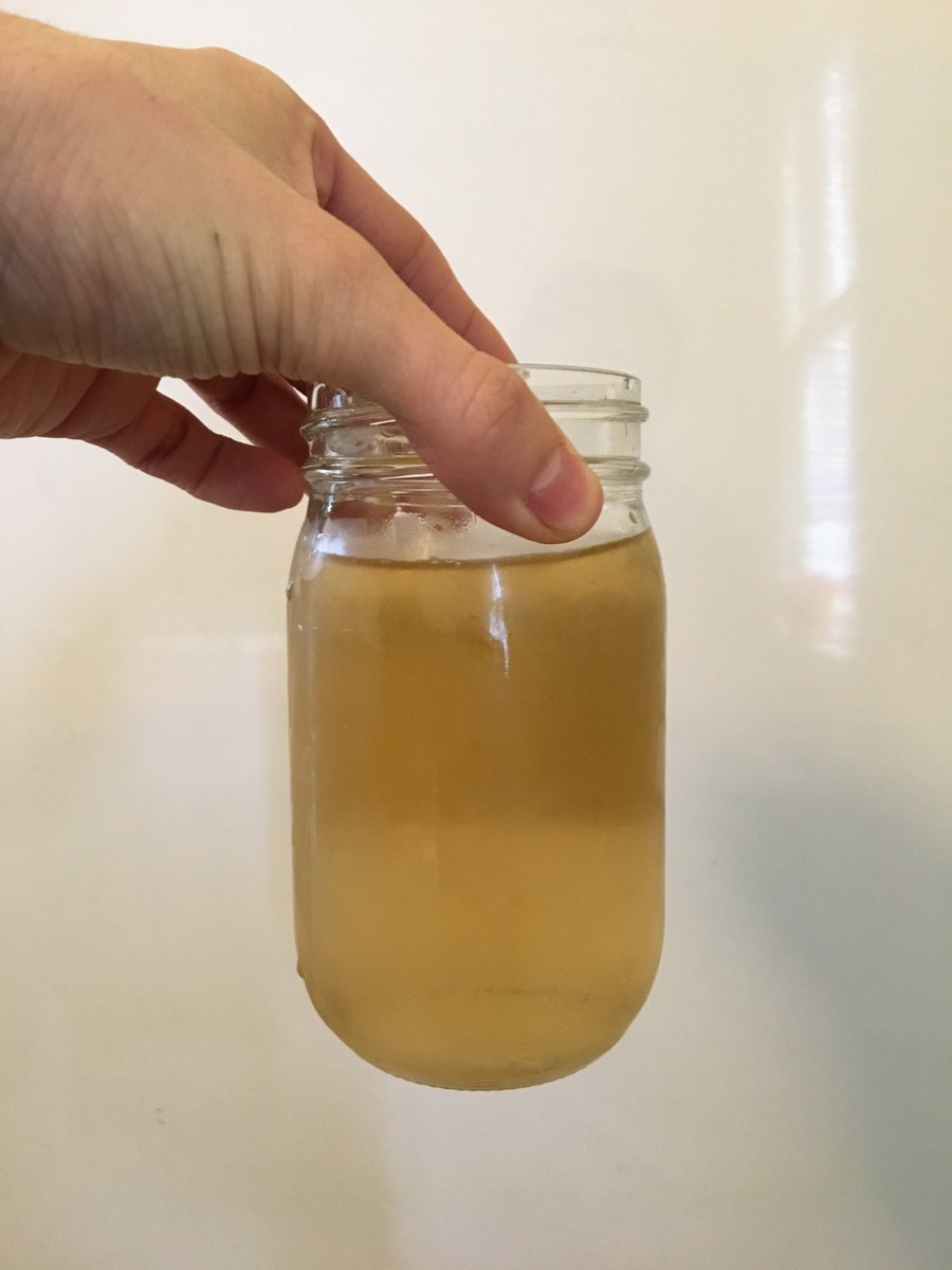 lyndseygilpin's tweet photo. A reminder for all y'all who may have forgotten that drinking water in Appalachia is unsafe: my partner just texted me this pic of the water at his office in Whitesburg, KY today https://t.co/KzDSqxS1os