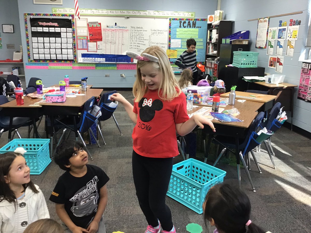sgomberg15's tweet photo. SEL all day long! Charades with our 5th grade buddies! #inspire96 https://t.co/FpwrWdQ7a0