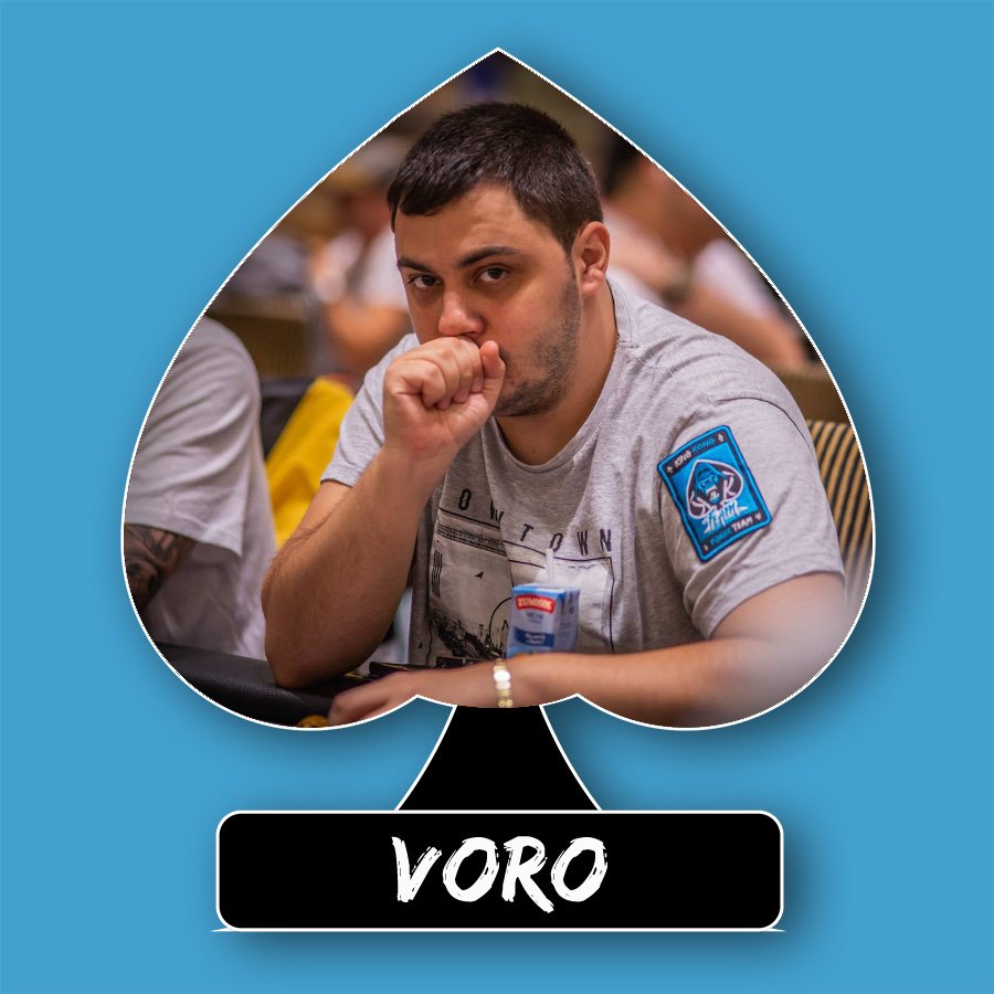 KingKongPoker's tweet photo. 📡#KingKongLive día 1⃣🅱️ #MainEvent @CNP_POKER @PokerCasinoVlc
1⃣1⃣ #KKompañeros en liza:
🦍@estebanytana
🦍@ruiz_quintin
🦍@togno2008
🦍@PiscinasJuanito
🦍@santiag63423309
🦍#Paco14
🦍@AnthonyGN13
🦍@newvyn69
🦍@Manumontes_1981
🦍@SoriaVoro
📲Siguelo en @pokerius https://t.co/aIbkj5Vsuw