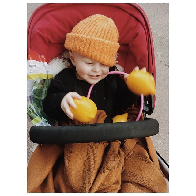 everythingakin's tweet image. about to open our own restaurant doors for the first official time + i’m all he’s going to grow up there + i grew up in a restaurant + we are riding the same life wave + all doing it together + its so fkn cool + i feel all warm + magic + nostalgic for my… ift.tt/2tCUpEV