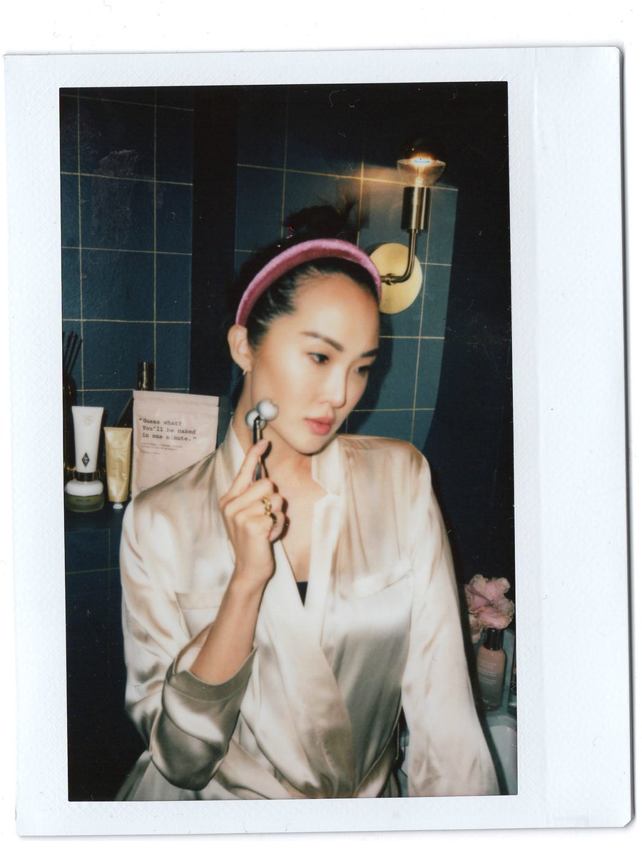 CHRISELLEtweets's tweet photo. 10 easy steps to add to your beauty routine: https://t.co/sF2Td37m0d https://t.co/ThXUyeHWWM