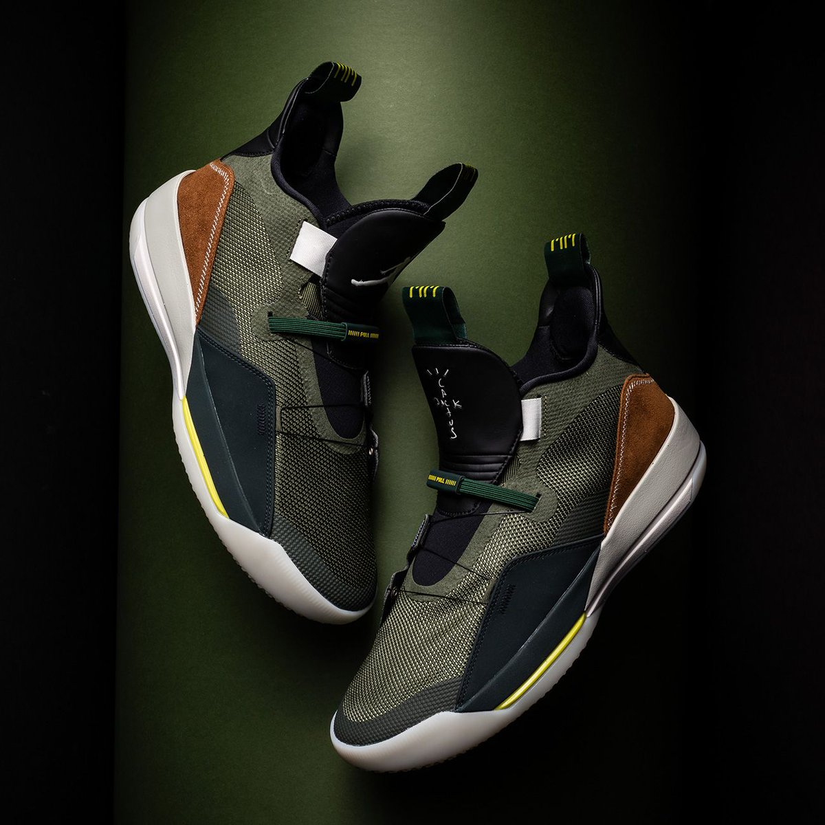 jordan 32 travis scott