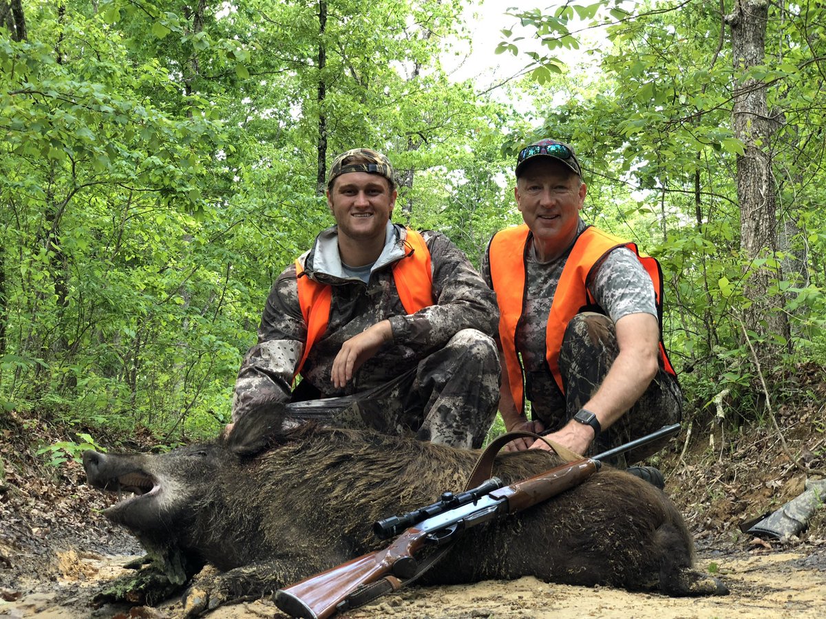 Simms97's tweet image. It’s always an adventure with @simmsbearcat around! Happy Birthday!!