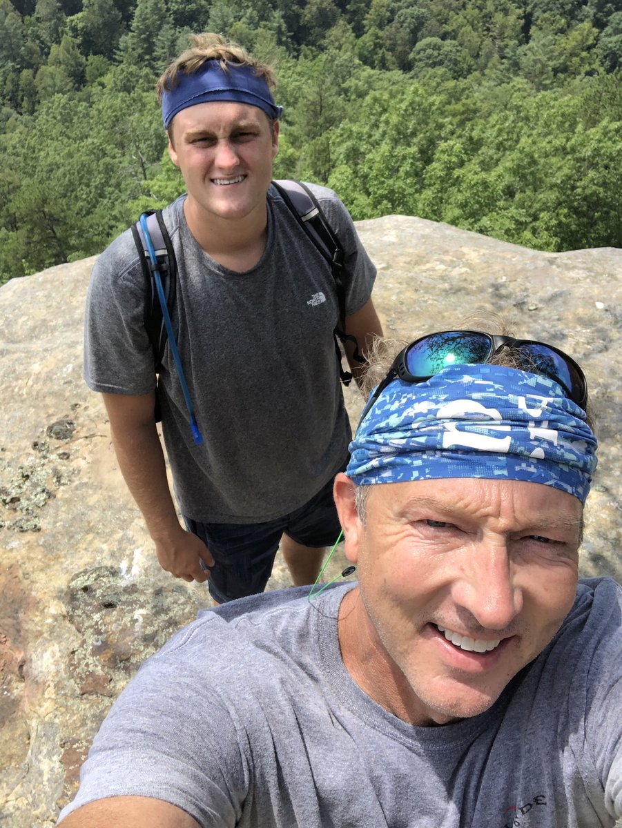 Simms97's tweet image. It’s always an adventure with @simmsbearcat around! Happy Birthday!!