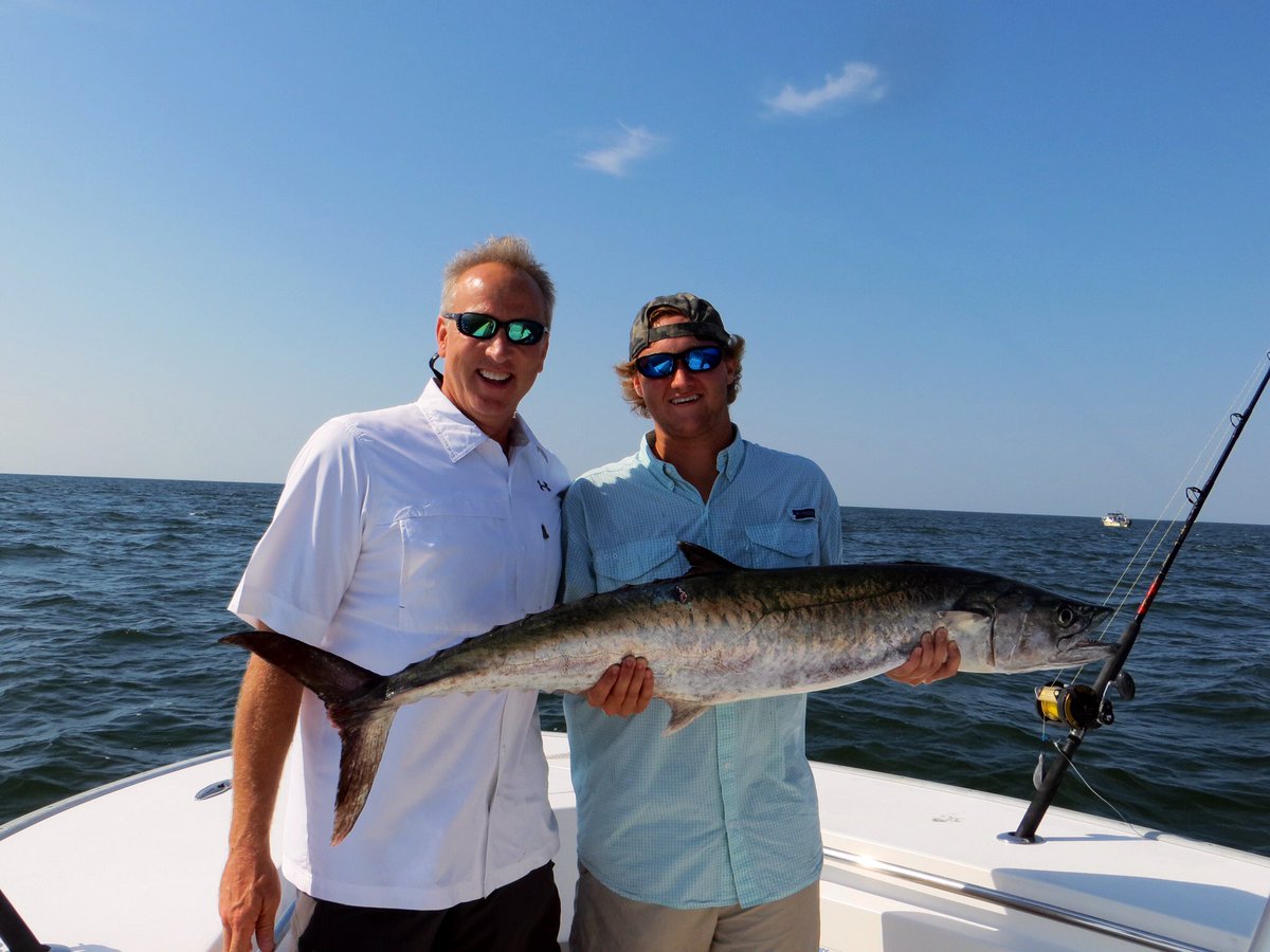 Simms97's tweet image. It’s always an adventure with @simmsbearcat around! Happy Birthday!!